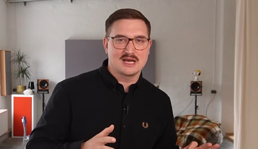 KI-Freundin: YouTuber Vincent warnt mit Psychologen vor Gefahren